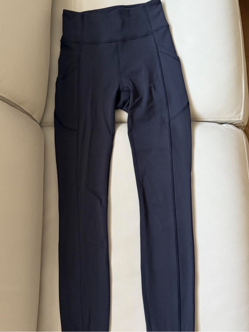 Lululemon leggings with pockets size 2